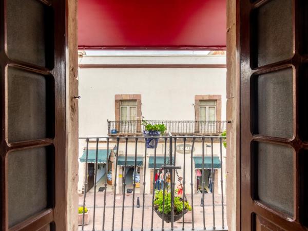 Hotel Hidalgo : photo 7 de la chambre chambre lits jumeaux avec balcon