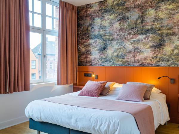 B&B Contrast : photo 6 de la chambre chambre double - vue sur canal