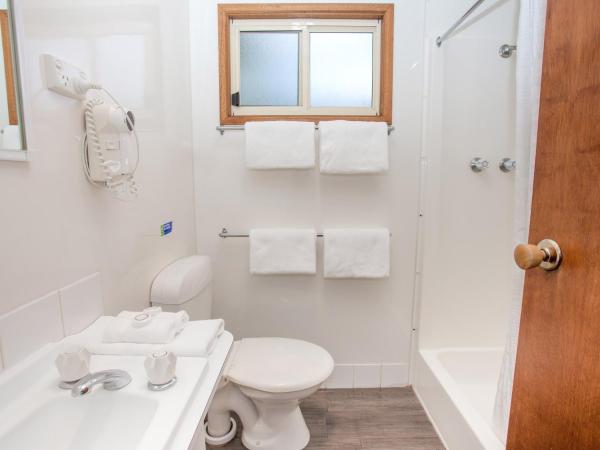 BIG4 Melbourne Holiday Park : photo 6 de la chambre two bedroom holiday unit (6 berth)