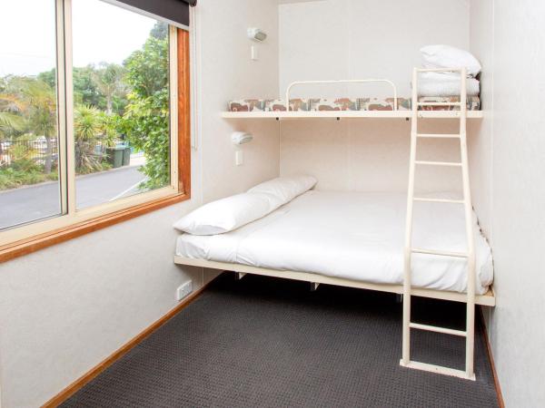 BIG4 Melbourne Holiday Park : photo 7 de la chambre two bedroom holiday unit (5 berth)