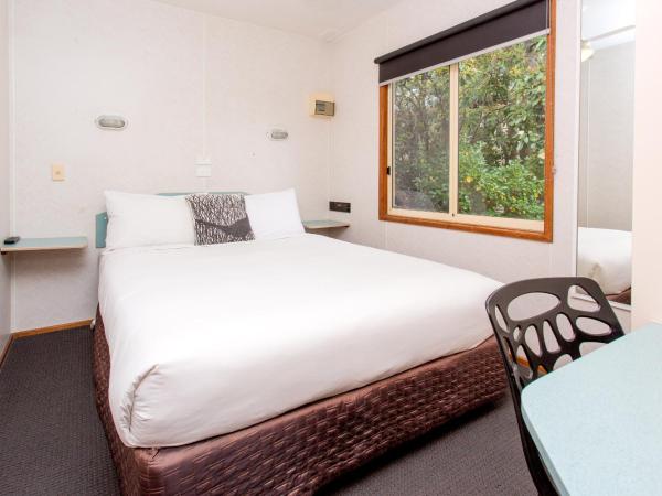 BIG4 Melbourne Holiday Park : photo 5 de la chambre two bedroom holiday unit (5 berth)