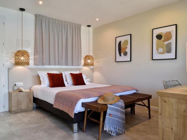Hôtel Sampiero Corso : photo 1 de la chambre chambre premium - vue sur mer 