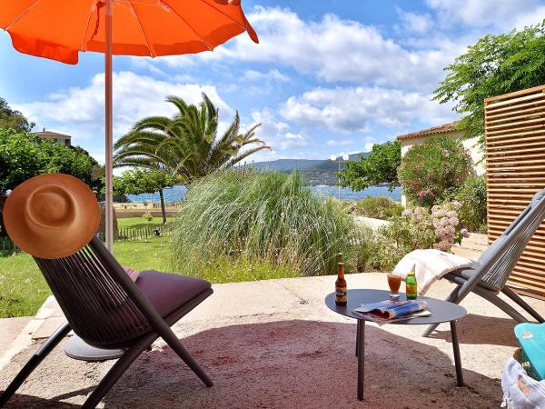 Hôtel Sampiero Corso : photo 1 de la chambre chambre confort supérieur - vue sur mer 