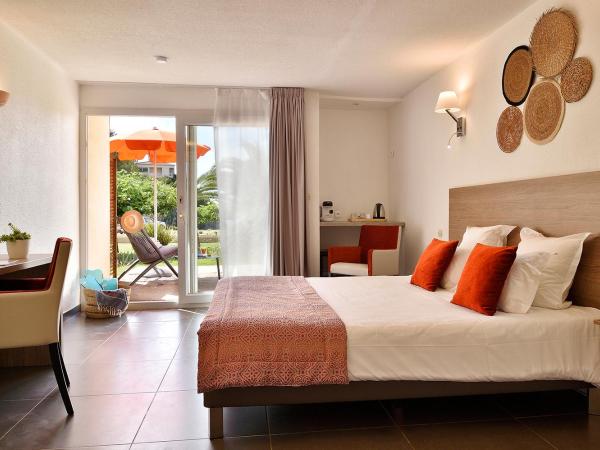Hôtel Sampiero Corso : photo 1 de la chambre chambre double confort - vue sur mer