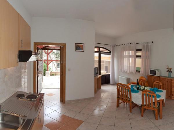 Villa Stobrec : photo 5 de la chambre appartement 2 chambres avec terrasse (4 adultes)