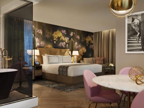 EXchange Hotel Vancouver : photo 3 de la chambre suite blue chip