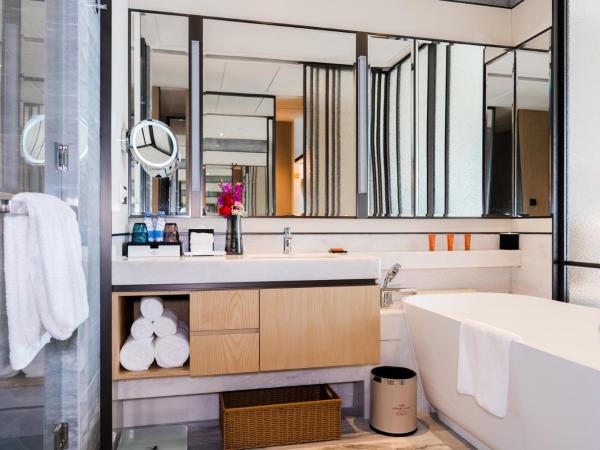 Crowne Plaza Shenzhen Nanshan, an IHG Hotel : photo 3 de la chambre chambre king standard avec vue sur ville