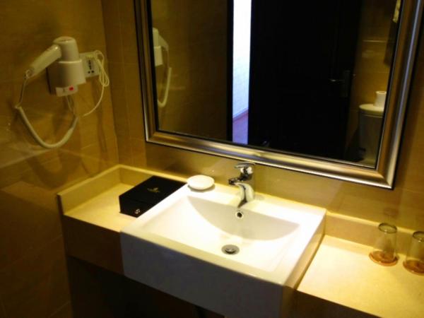 Seventh Heaven Hotel : photo 8 de la chambre chambre lits jumeaux standard