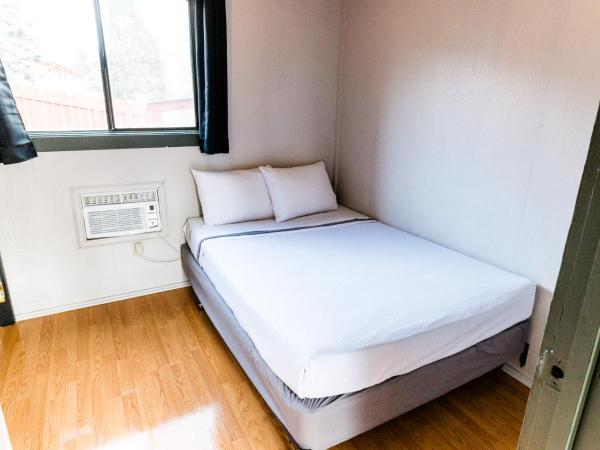 Garden of the Gods RV Resort : photo 3 de la chambre bunkhouse plus