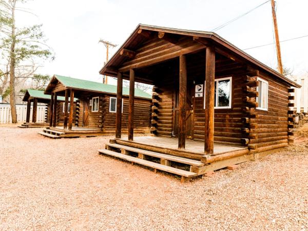 Garden of the Gods RV Resort : photo 1 de la chambre refuge