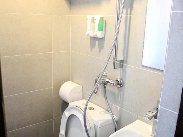 Kowloon Mongkok 1812 Guest House : photo 1 de la chambre chambre standard lit queen-size