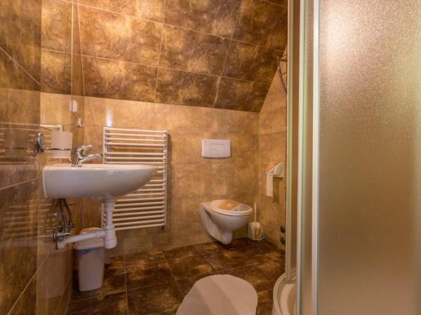 Apartamenty i pokoje gościnne Nowita : photo 4 de la chambre grande chambre double 