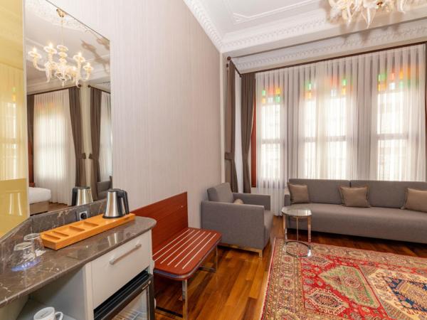 Blue Gilroy Hotel : photo 1 de la chambre suite junior