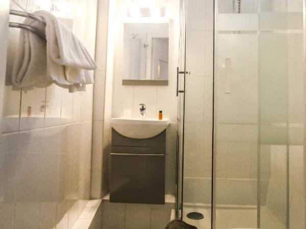 Hôtel Croix Baragnon : photo 7 de la chambre chambre double