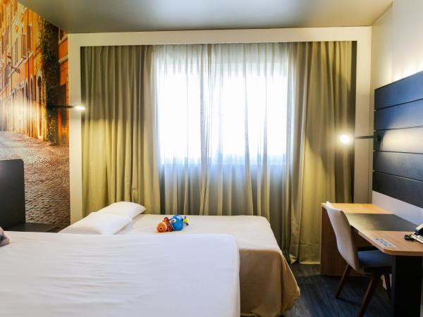 Novotel Curitiba Batel : photo 7 de la chambre chambre double supérieure avec canapé-lit