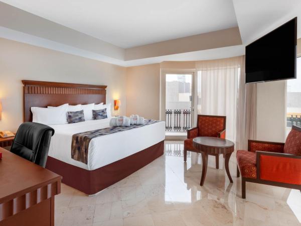 Ramada Plaza by Wyndham Veracruz Boca del Rio : photo 1 de la chambre suite junior lit king-size - non-fumeurs