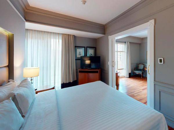 Gran Estanplaza Berrini : photo 1 de la chambre suite lit queen-size deluxe