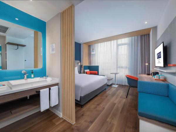 Holiday Inn Express Ningbo City Center, an IHG Hotel : photo 6 de la chambre chambre standard