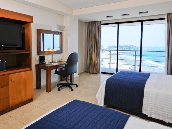 Holiday Inn Veracruz-Boca Del Rio, an IHG Hotel : photo 2 de la chambre chambre double standard avec balcon 