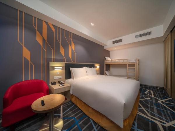 Holiday Inn Express Qingdao Innovation Park, an IHG Hotel : photo 5 de la chambre standard king room with bunk bed