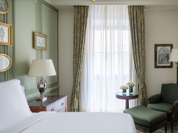 Four Seasons Hotel Firenze : photo 6 de la chambre chambre lit king-size supérieure