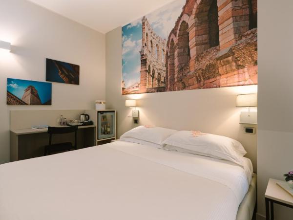 Hotel Giulietta e Romeo ***S : photo 2 de la chambre chambre double ou lits jumeaux