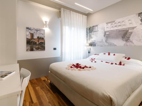 Hotel Giulietta e Romeo ***S : photo 6 de la chambre chambre double ou lits jumeaux