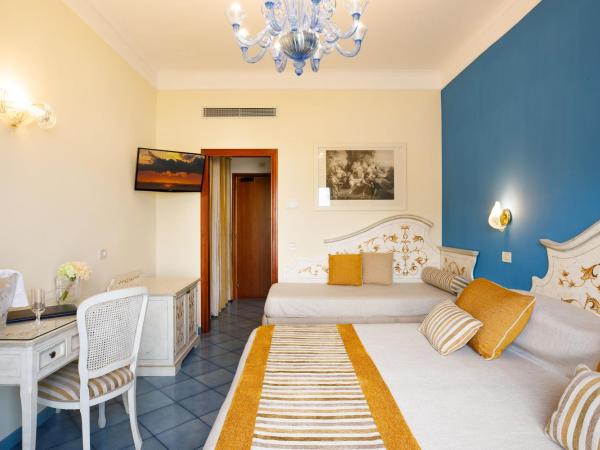 Hotel Zi' Teresa : photo 7 de la chambre chambre triple standard