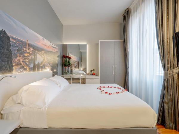 Hotel Giulietta e Romeo ***S : photo 5 de la chambre chambre double ou lits jumeaux supérieure