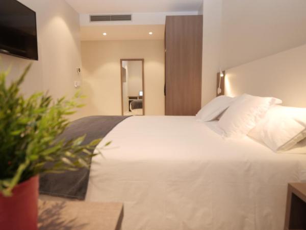 Hotel Ciudadela Pamplona : photo 5 de la chambre chambre double ou lits jumeaux