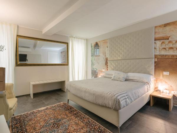 Hotel Giulietta e Romeo ***S : photo 8 de la chambre suite dans le bâtiment séparé