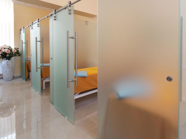 Chateau Monty Spa Resort : photo 4 de la chambre offre spéciale - chambre double forfait spa 