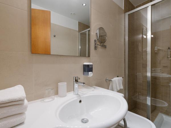 Hotel Giulietta e Romeo ***S : photo 6 de la chambre chambre familiale