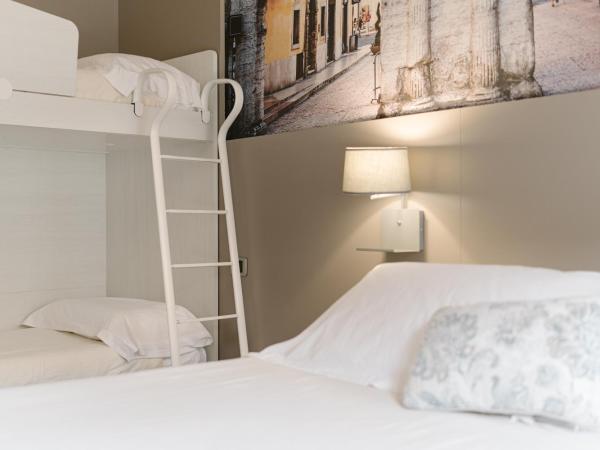 Hotel Giulietta e Romeo ***S : photo 3 de la chambre chambre familiale