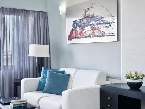 AQUAMARE CITY and BEACH : photo 1 de la chambre suite supérieure - vue sur mer