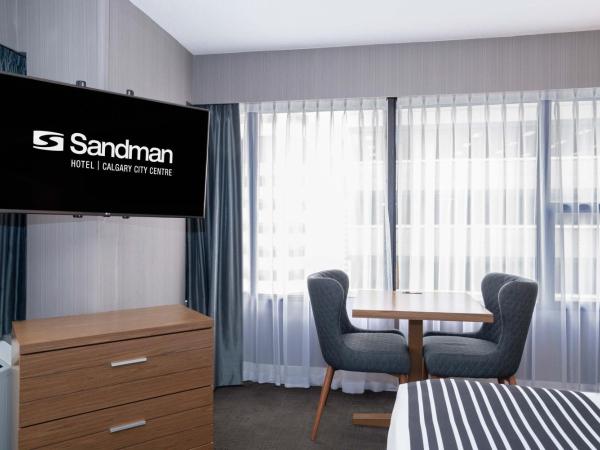 Sandman Signature Calgary Downtown Hotel : photo 4 de la chambre chambre standard 1 lit king-size 