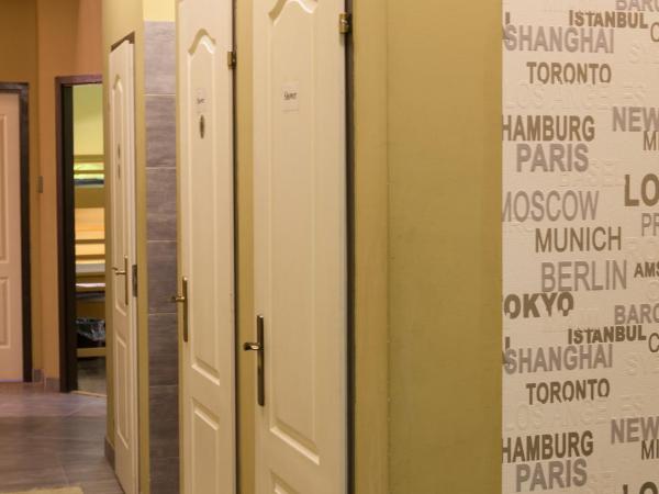 Treestyle Hostel : photo 1 de la chambre chambre simple avec toilettes et douche communes