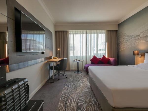 Novotel Kuala Lumpur City Centre : photo 4 de la chambre chambre lit king-size premier