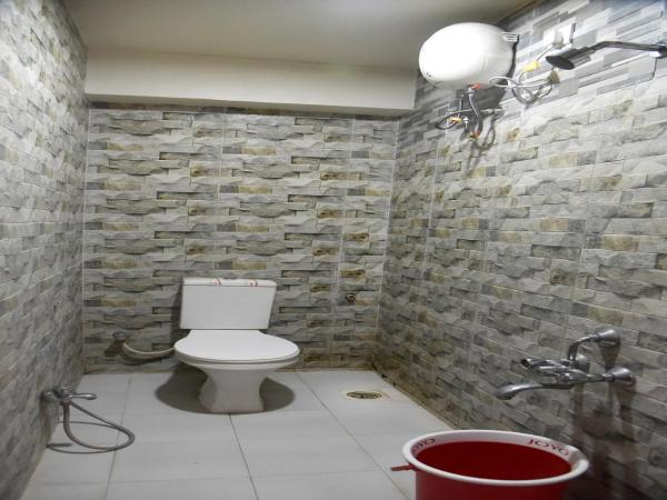 Hotel Parag : photo 6 de la chambre chambre double Économique - réservée aux indiens