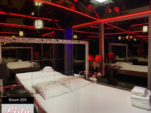 Lida Hotel : photo 1 de la chambre chambre double deluxe avec douche