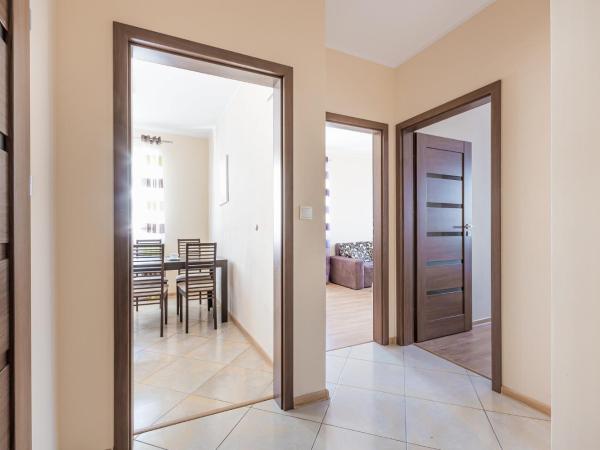 NotaBene Wola Apartment : photo 1 de la chambre appartement supérieur