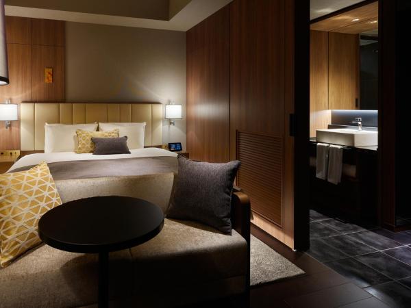 Mitsui Garden Hotel Roppongi Tokyo Premier : photo 2 de la chambre chambre lit king-size supérieure avec canapé - non-fumeurs