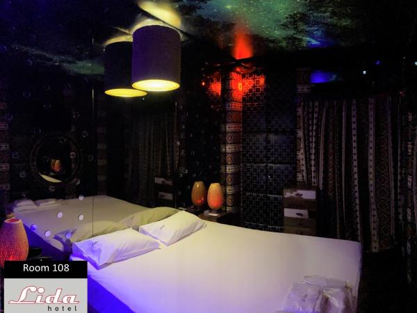 Lida Hotel : photo 7 de la chambre chambre double deluxe avec douche