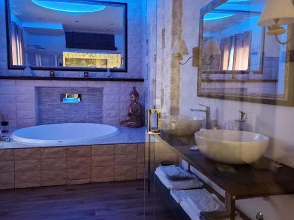 Luxury Suite : photo 6 de la chambre chambre supérieure lit queen-size