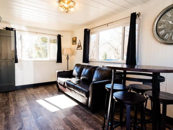 Garden of the Gods RV Resort : photo 1 de la chambre studio (4 adultes)