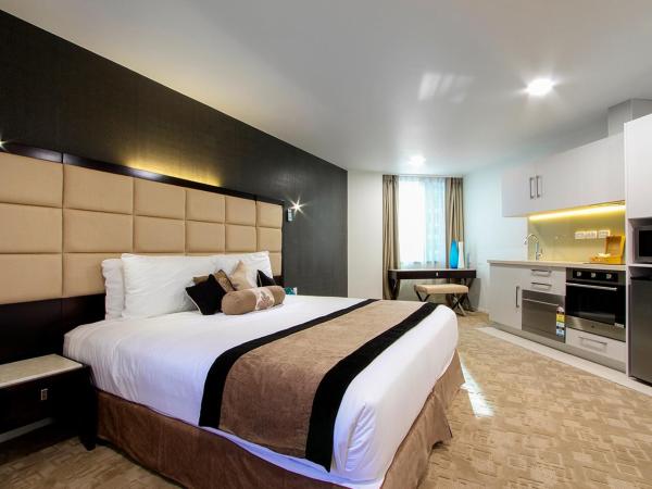 VR Queen Street Hotel & Suites : photo 8 de la chambre chambre lit king-size premier