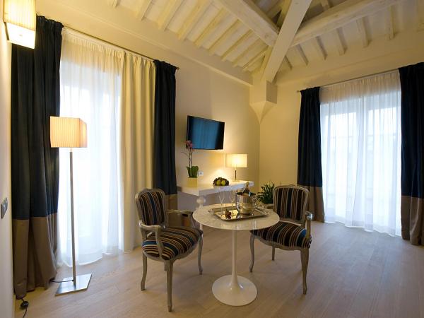 Relais dell'Olmo : photo 4 de la chambre suite junior