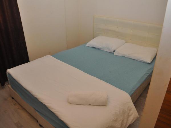 SİES OTEL : photo 3 de la chambre chambre double avec salle de bains privative