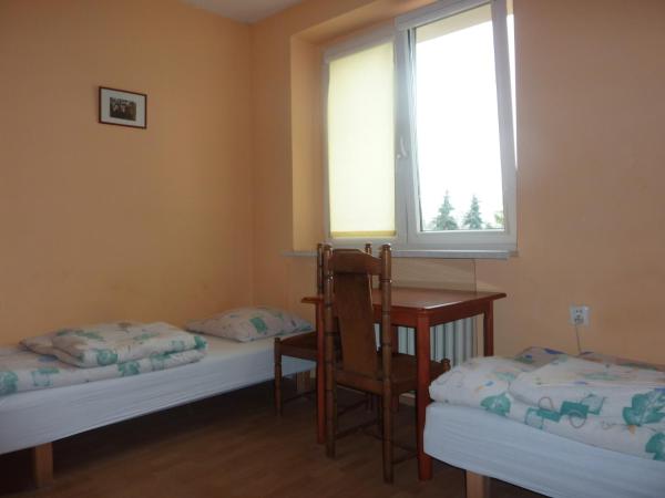 Zajazd Arka : photo 4 de la chambre chambre triple avec salle de bains commune