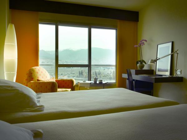 Hotel Abades Nevada Palace : photo 1 de la chambre chambre lits jumeaux avec lit d'appoint (2 adultes + 1 enfant)